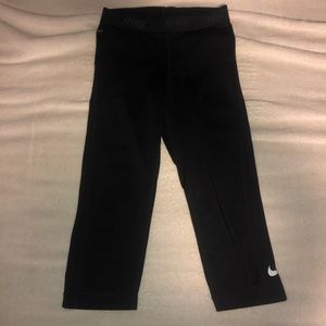 Nike dri fit cropped leggings